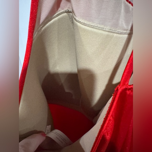 Plus Size Tankini Top - Picture 6 of 6